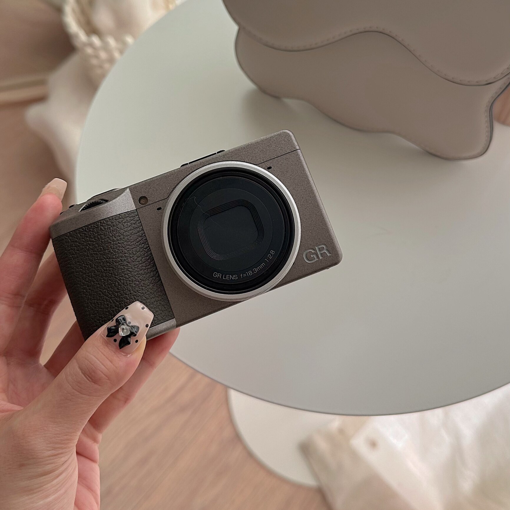 新品】RICOH GR III HDF デジタルカメラ 特別モデル【日曜日以外即日 