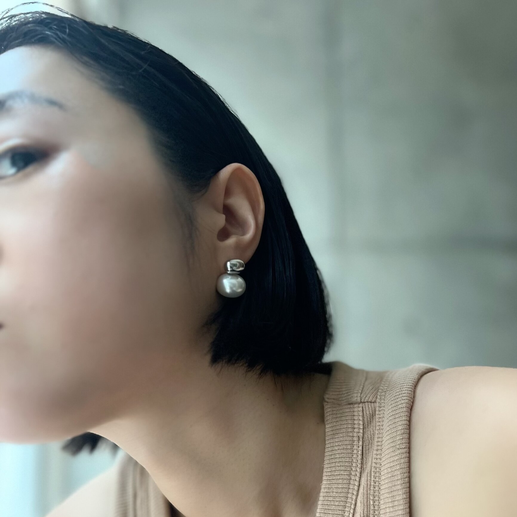 P058 ピアス 大振り パール シルバー ゴールド 大振り シンプル 金属アレルギー対応 セミフォーマル 結婚式 卒業式 入学式 入卒式 入園式 卒園式 ギフト 人気 オケージョン プレゼント おしゃれ 女性 レディース ajiro  5os 5az