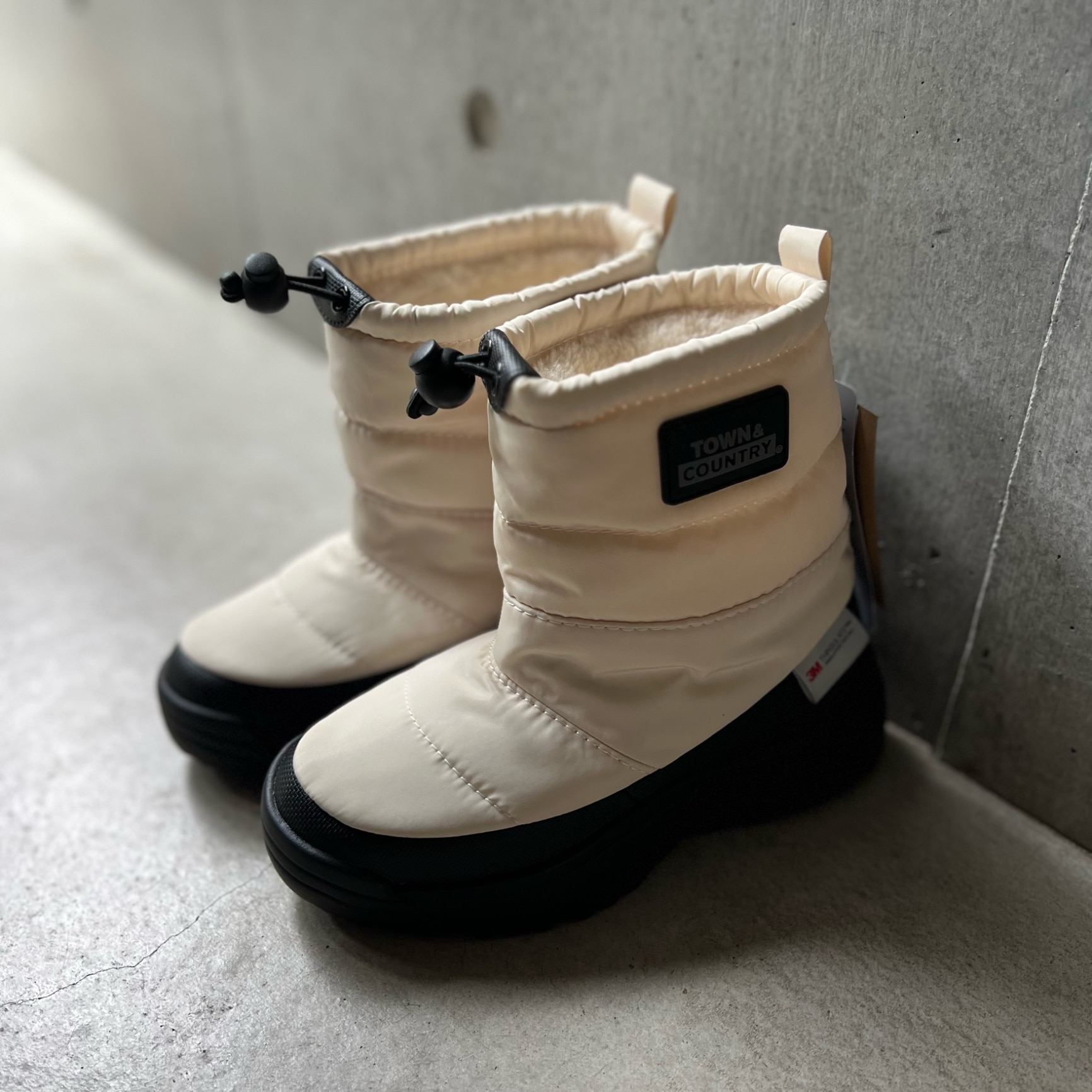 【期間限定SALE★特別価格】スノーブーツ ジュニア キッズ ベビー 防水 撥水 断熱 スノー ボア 滑りにくい 雪 雨 アウトドア ダウンブーツ 中綿 暖かい 雪国 通学 雪あそび 冬キャンプ 男の子 女の子 男女兼用 13cm 〜25cm リオ RIO