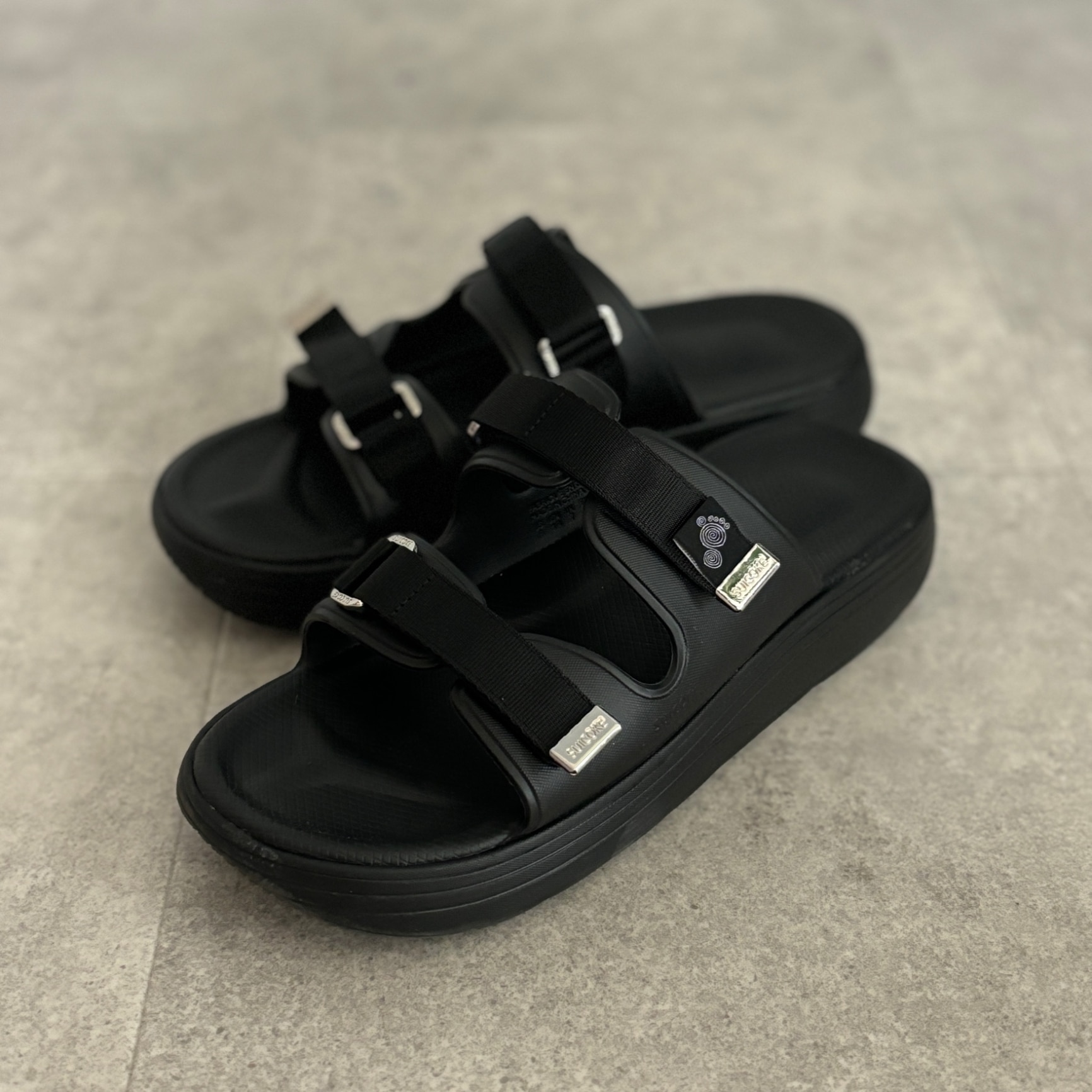 TOMORROWLAND ストラップ サンダル セール】 【別注】SUICOKE×TOMORROWLAND ストラップサンダル