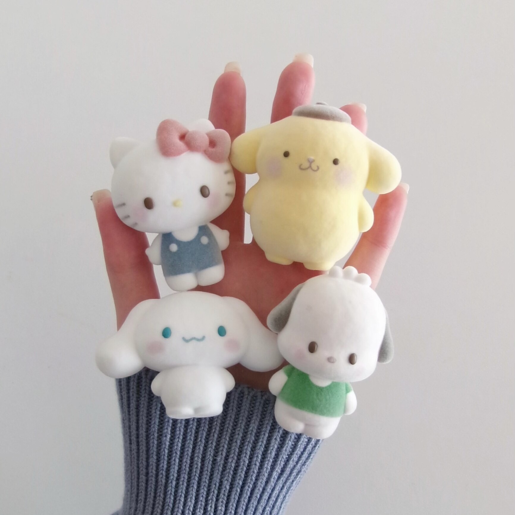 ⭐︎即発送✩︎【新品未開封・送料込】ちゃちゃまる付！ともだちどーる第2弾 BOX サンリオキャラクターズ おともだちどーる｜発売日：2025年3月3