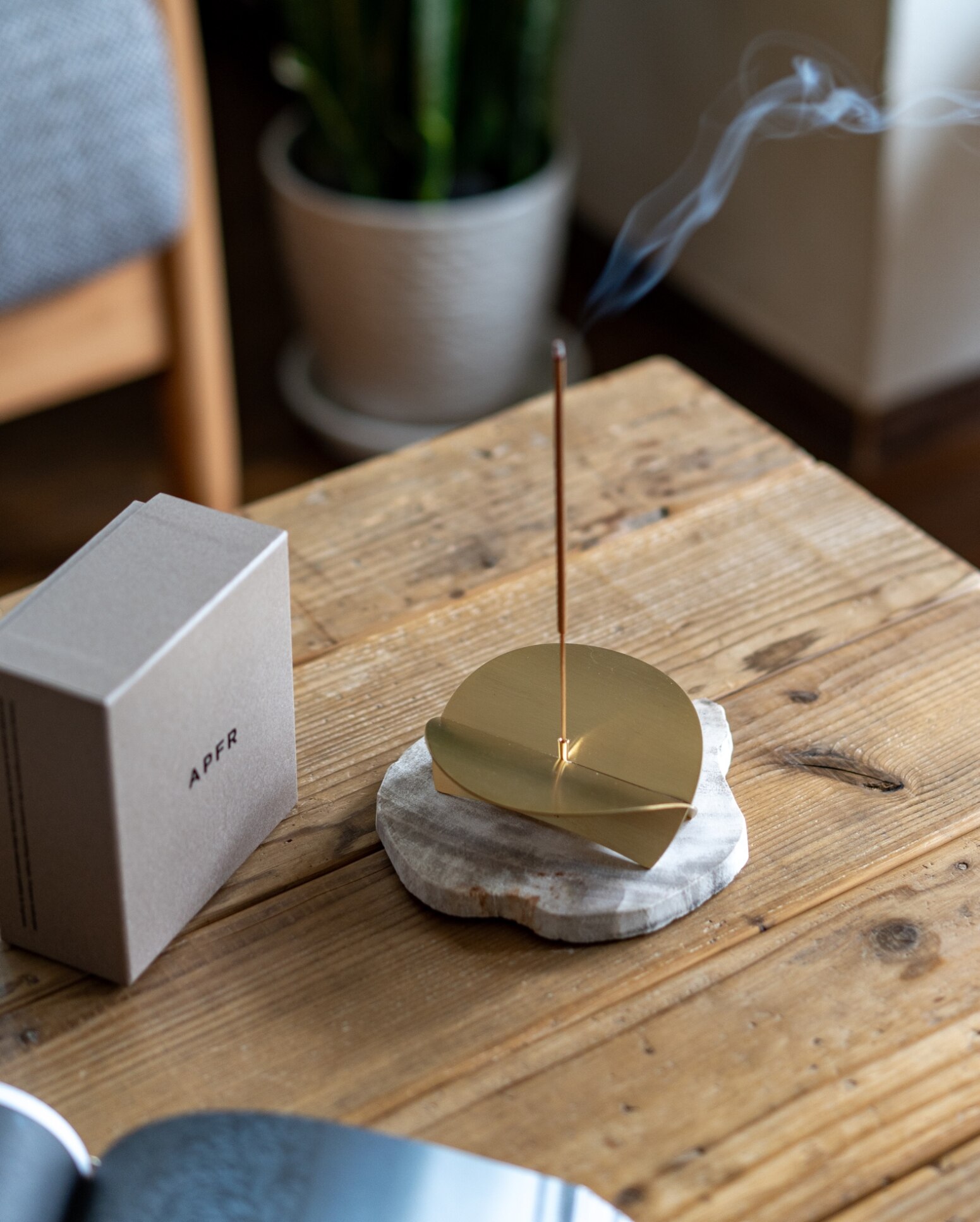 アポテーケフレグランス】Brass Incense Holder【APFR/APOTHEKE 