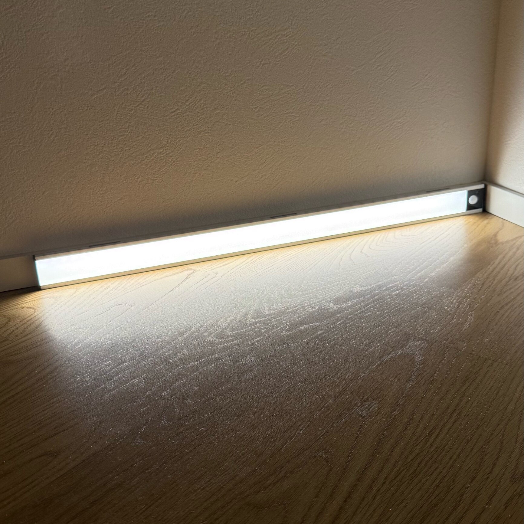 全店特別SALE 21%OFF》 センサーライト 充電式 室内 置き型 led 廊下 寝室 調色 センサーライト室内 調光 leiden 人感 ...