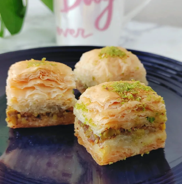 トルコのスイーツ バクラヴァ・ピスタチオ 15個 - 500g - ELIT - Pistachio Baklava 15 pcs- 500g