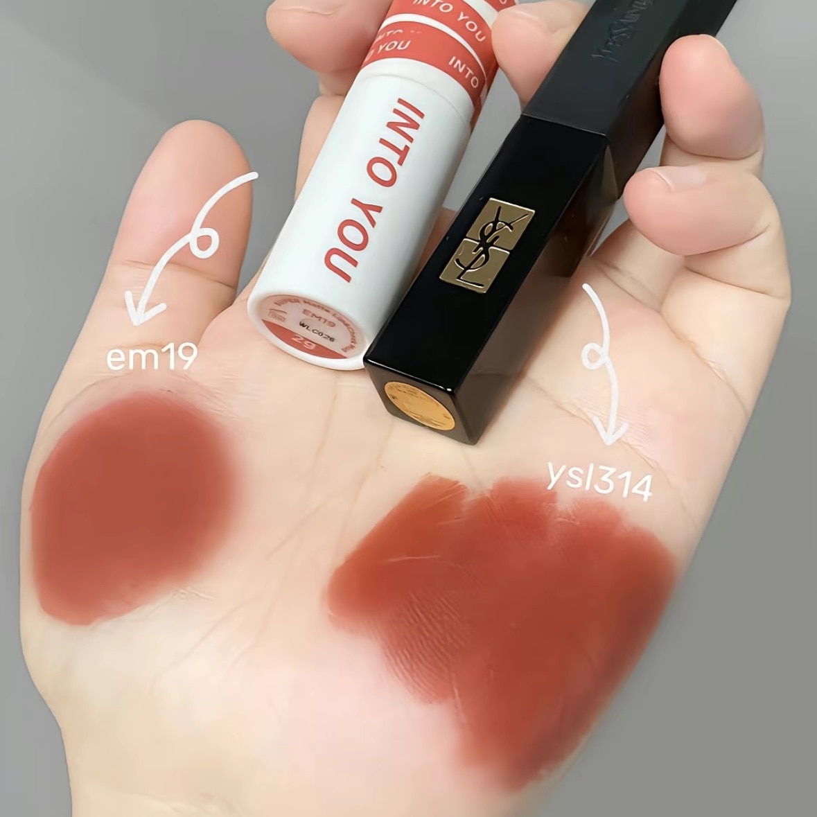 INTO U スーパーマットリップ&チークマッド EM19 2.0g 口紅