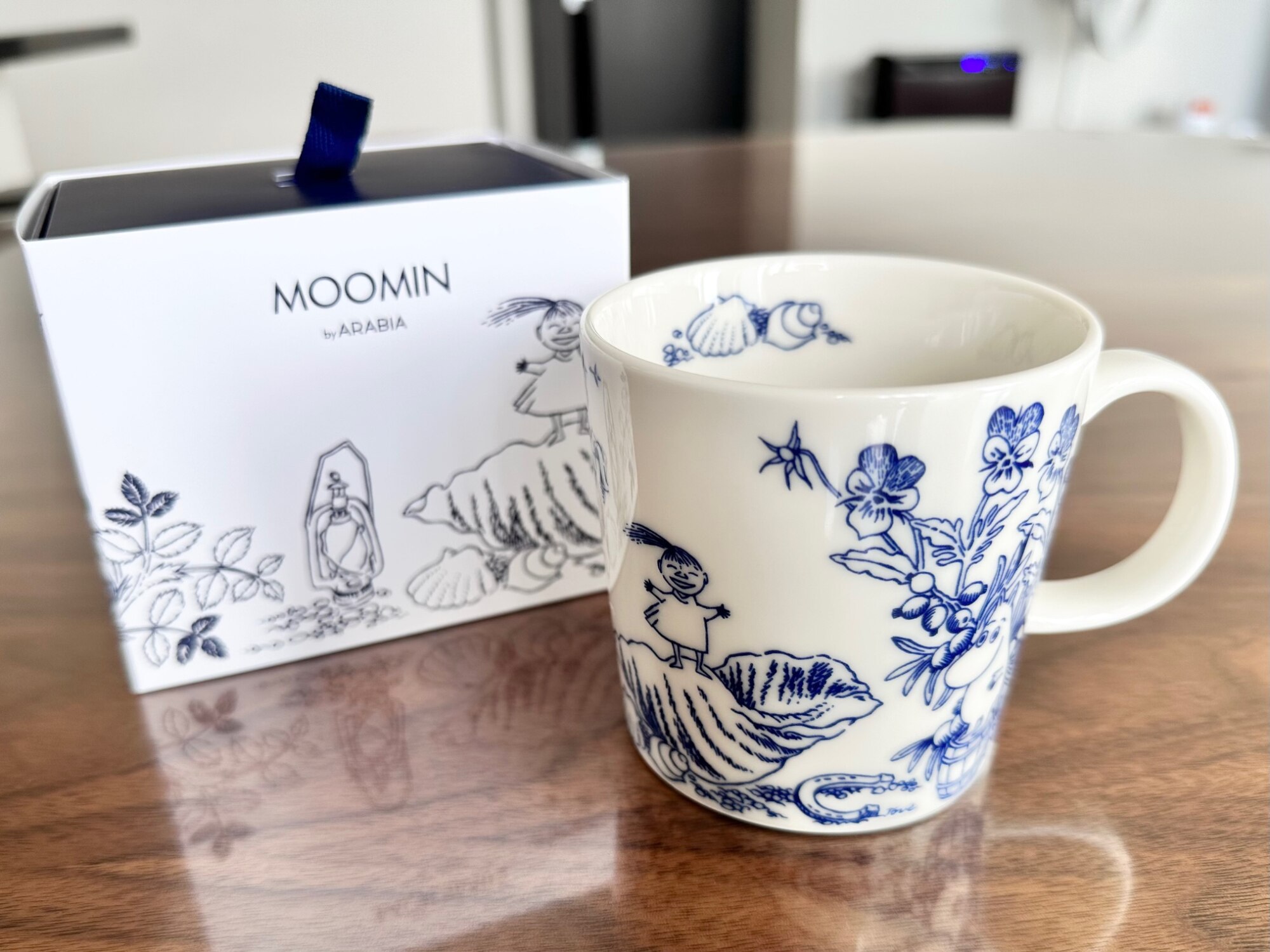 ムーミンの日アラビアムーミンの日マグ seableeze 2023 moomin day - 食器