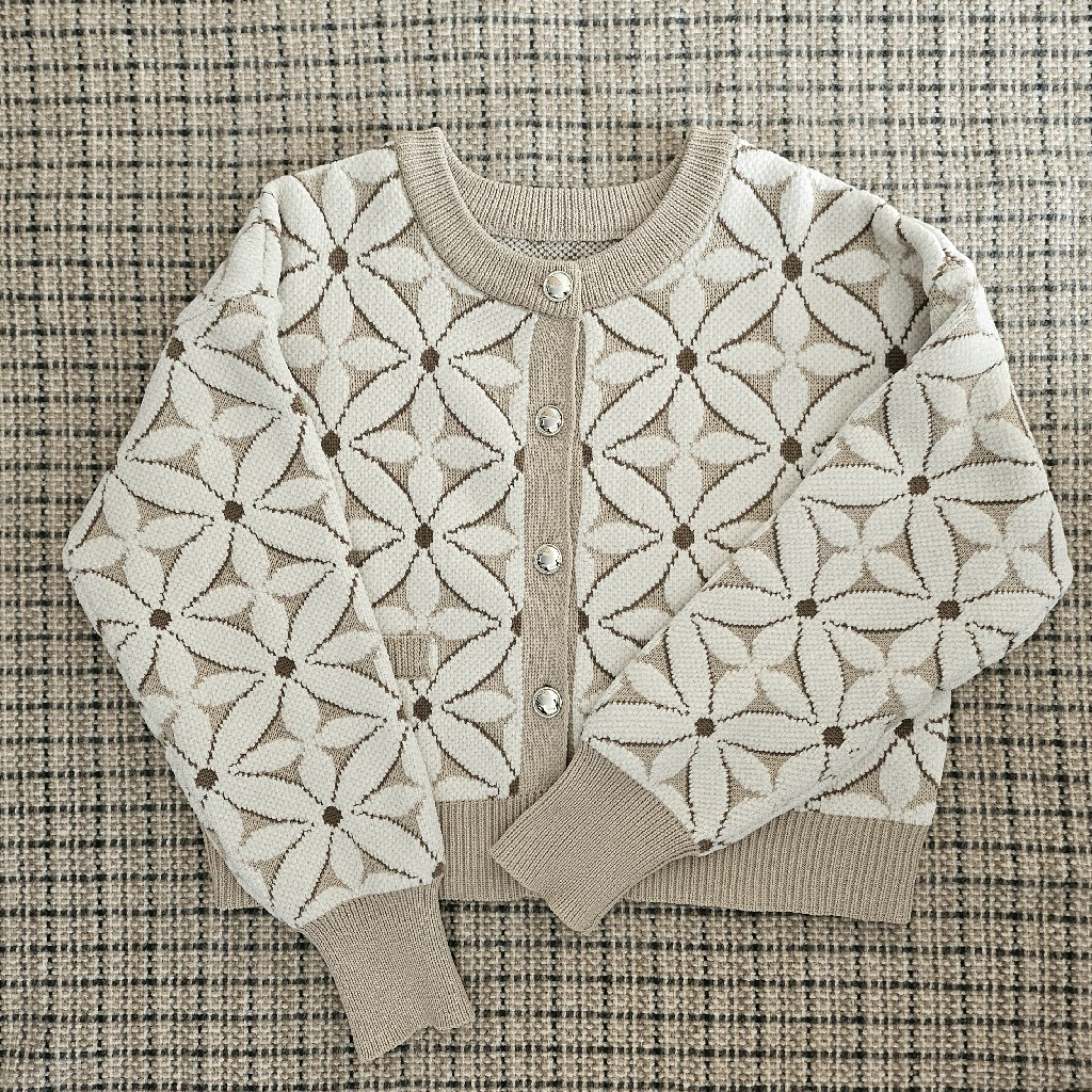 natural couture 新色追加 / モールヤーンお花ジャガードカーディ natural couture（ナチュラルクチュール）の「モールヤーンお花