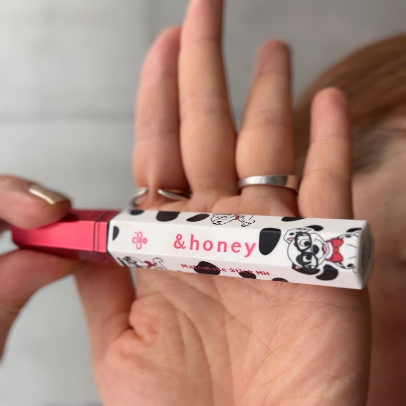 「ポイント10倍 6月25日」&honey（アンドハニー） マトメイクミラクルホールド 101わんちゃん（限定品）/アップルハニーの香り 9g ヘアスタイリングジェル アットコスメ