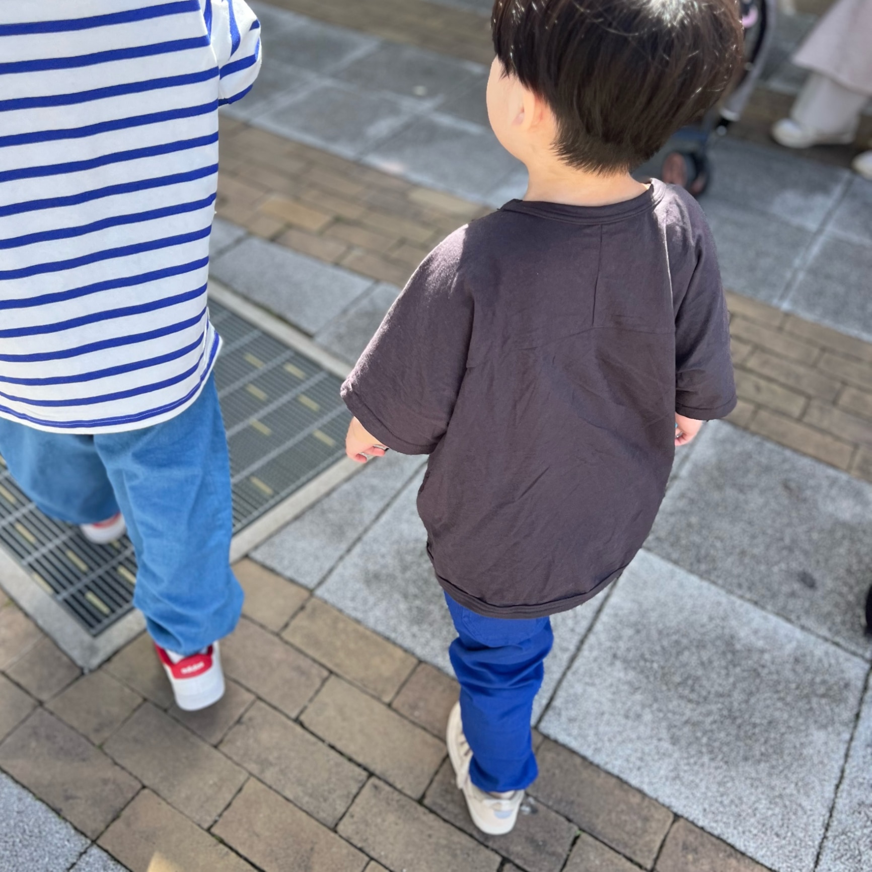 肌着屋さんが作ったしっとりTEE 無地 80 90 100 110 120 tシャツ キッズ ベビー 夏服 おそろい 兄弟 お揃い 男女 可愛い 涼しい 子供服 ベビー服 トップス 綿100 コットン 男の子 女の子 半袖 保育園着 幼稚園 入園準備 通園 白 韓国風 おしゃれ ゆったり