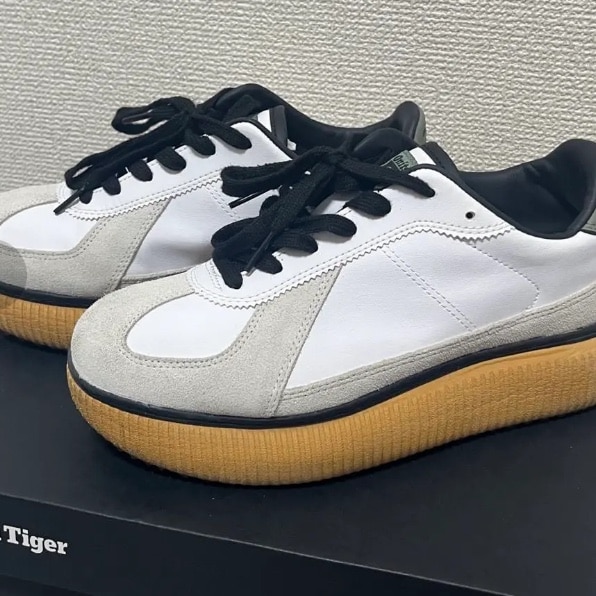 オニツカタイガー スニーカー Onitsuka Tiger メンズ レディース