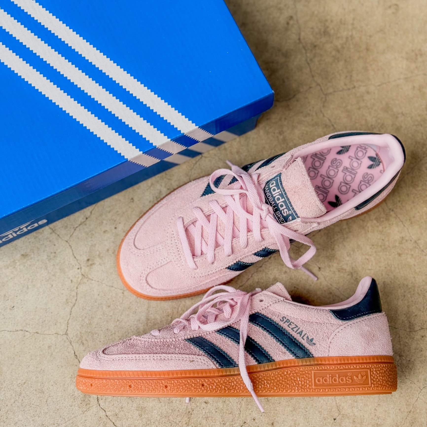 adidas HANDBALL SPEZIAL W アディダス ハンドボール スペツィア