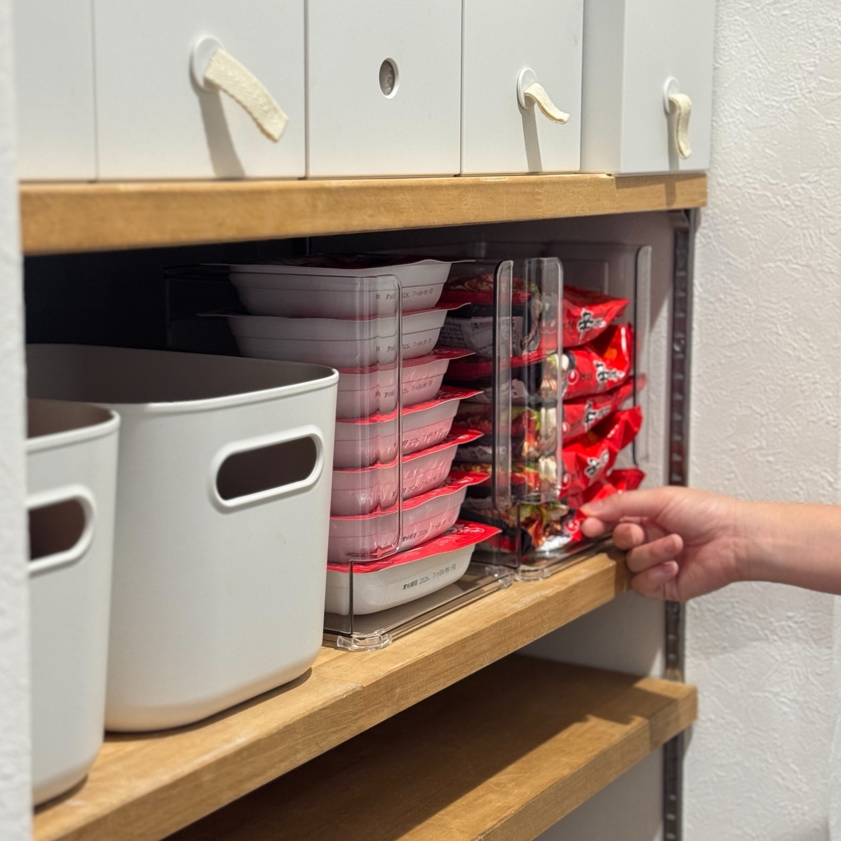 いけちゃん⭐︎【送料無料】パイン材　ワードローブ　カバー付 いけちゃん⭐︎【送料無料】パイン材 ワードローブ カバー付