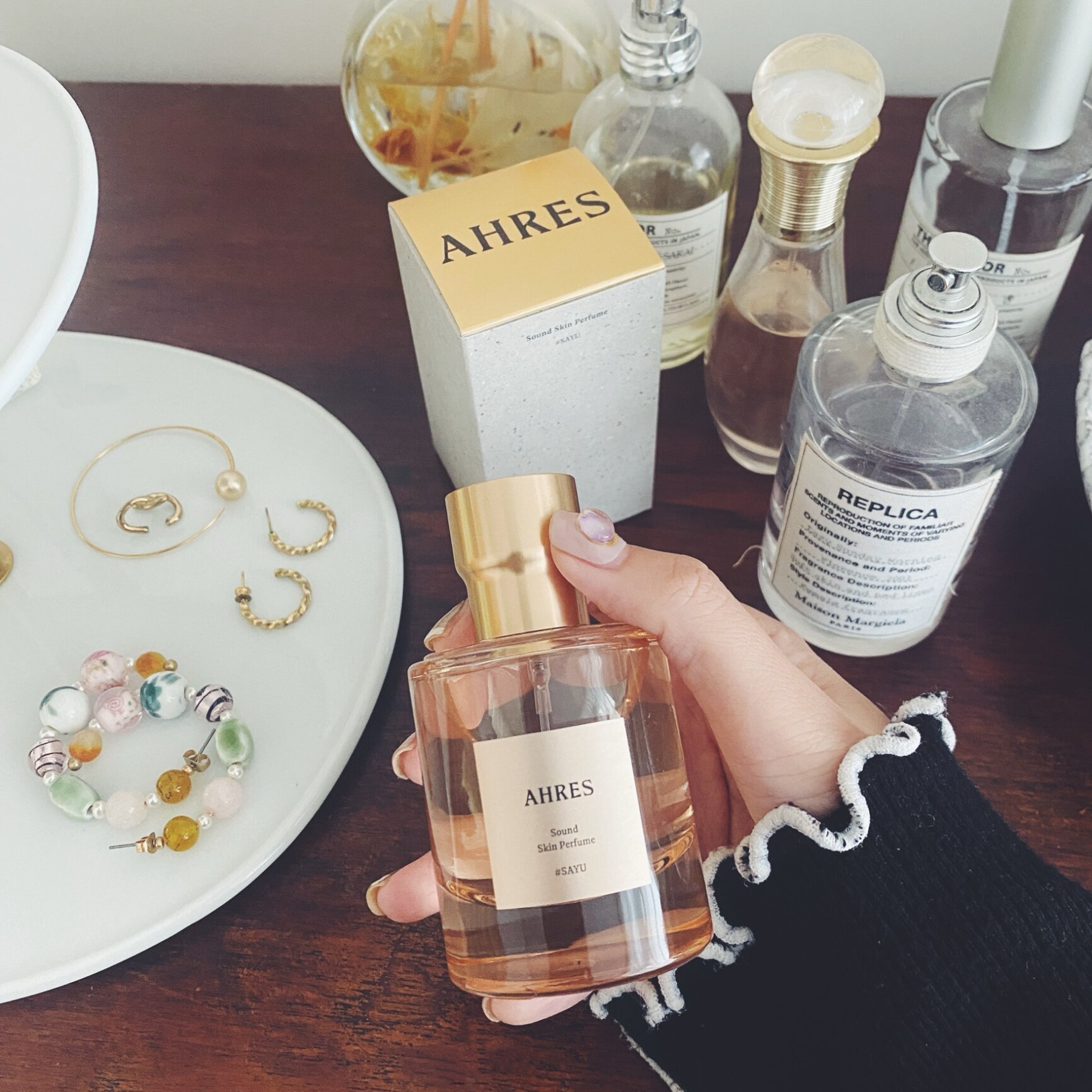 全品ポイント10倍！3/11(水)AM1:59迄！【公式】 香水 パルファム AHRES