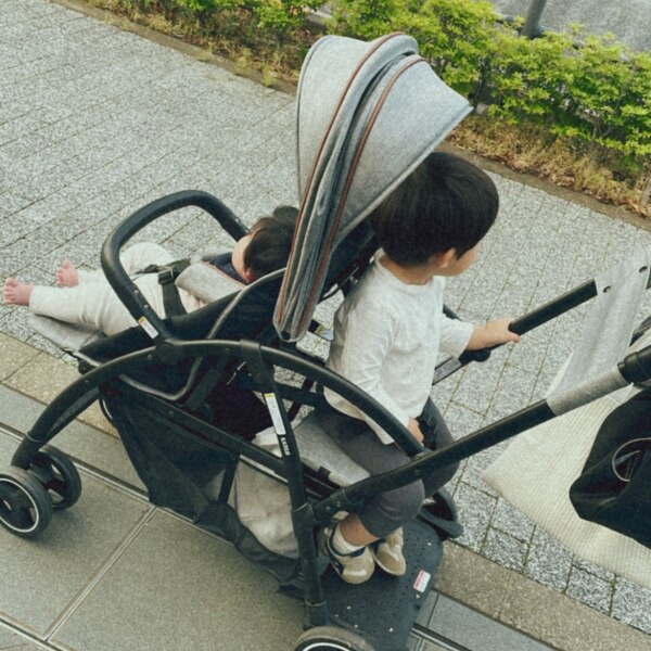 KATOJIベビーカー2シーター／グレー（年齢違い子ども用二人乗り 