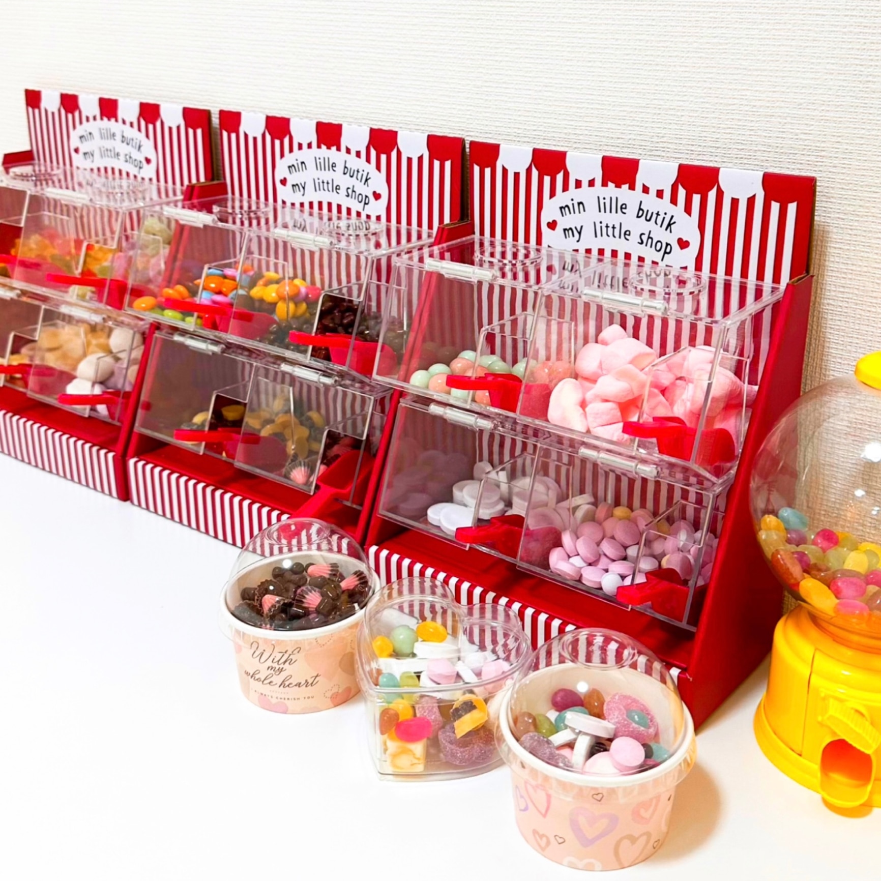 公式】キャンディコンテナ お菓子 アクセサリーケース 収納 インテリア 小物入れ ダイナー 可愛い お店屋さん キッズ 知育 ままごと  縦9.5cm×横19cm×高さ23.5cm 大量購入対象 まとめ買い 北欧 フライングタイガーコペンハーゲン Flying Tiger  Copenhagen 公式