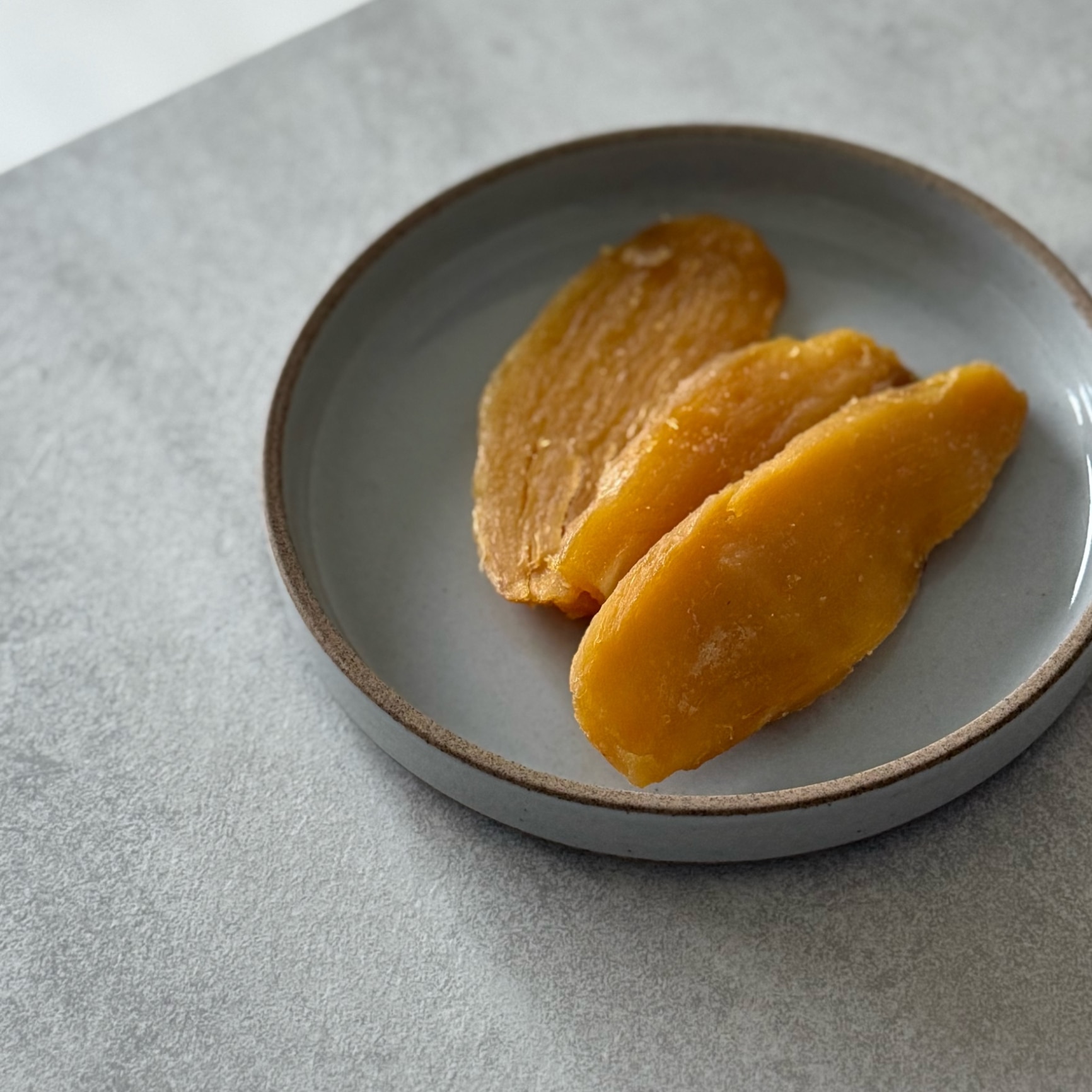 芋國屋 干し芋 訳あり 1kg 国産 無添加 紅はるか 干しいも 切り落とし ダイエット おやつ お菓子 和菓子 さつまいも 送料無料 ギフト スイーツ 茨城県産 N1
