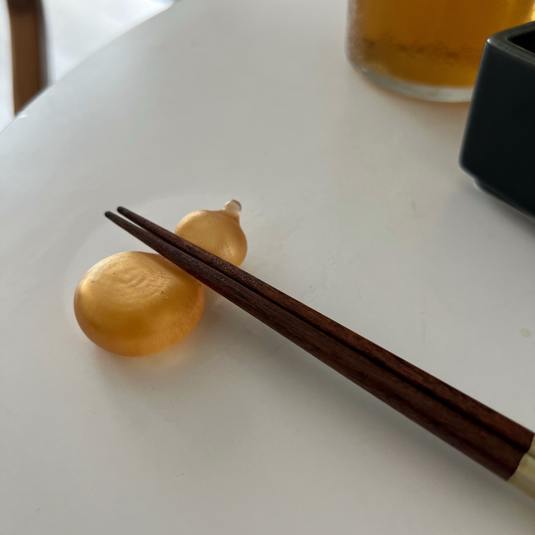 箸置き「ひょうたん-GL」 箸置き・お箸置き・ガラス製キッチン雑貨・ガラス器・通販・販売 - メイン画像 1