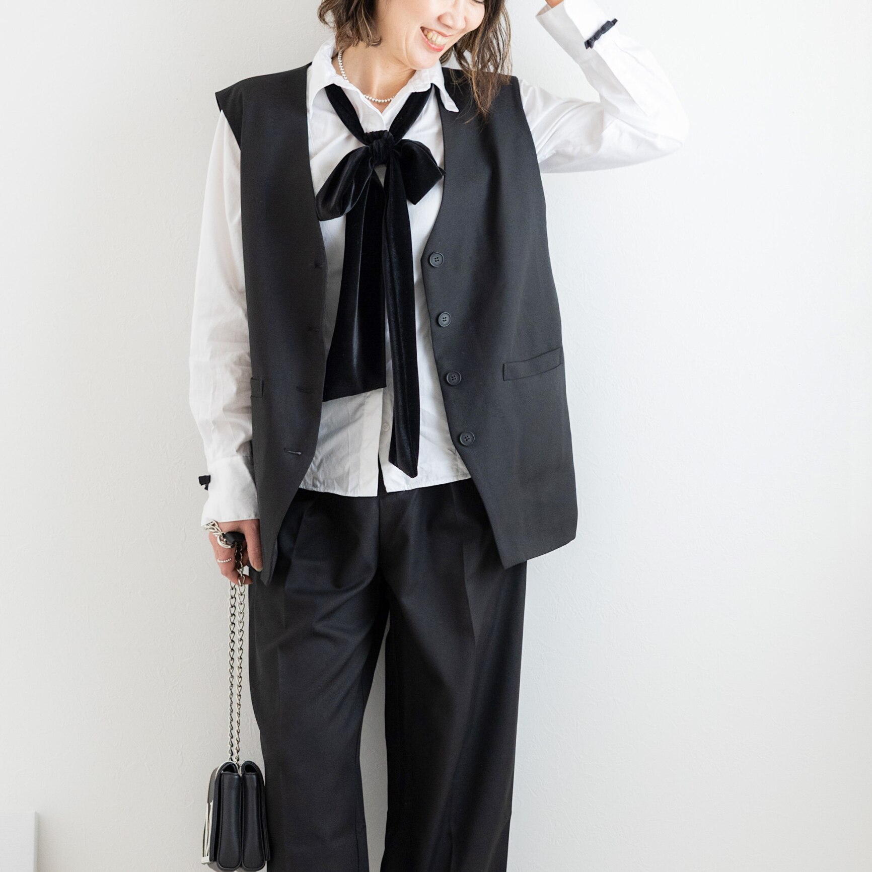 23区（ニジュウサンク）の「【撥水加工/UVカット】キューティクルストレッチツイル ジレ（ベスト）」 - WEAR for／cパウダリーツイル ジレ UVカット レディース ベスト