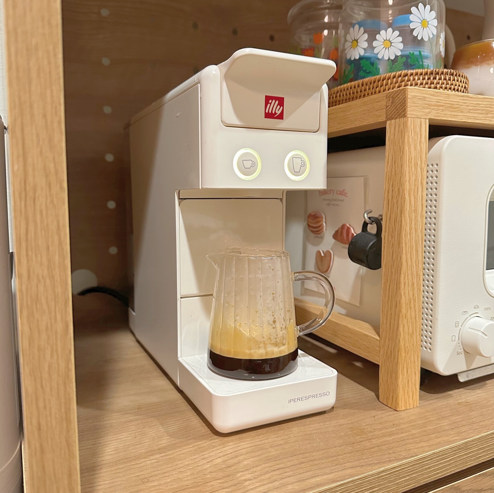 イリー(illy) カプセル式 コーヒーマシン Y3.3 白 国内発送 www