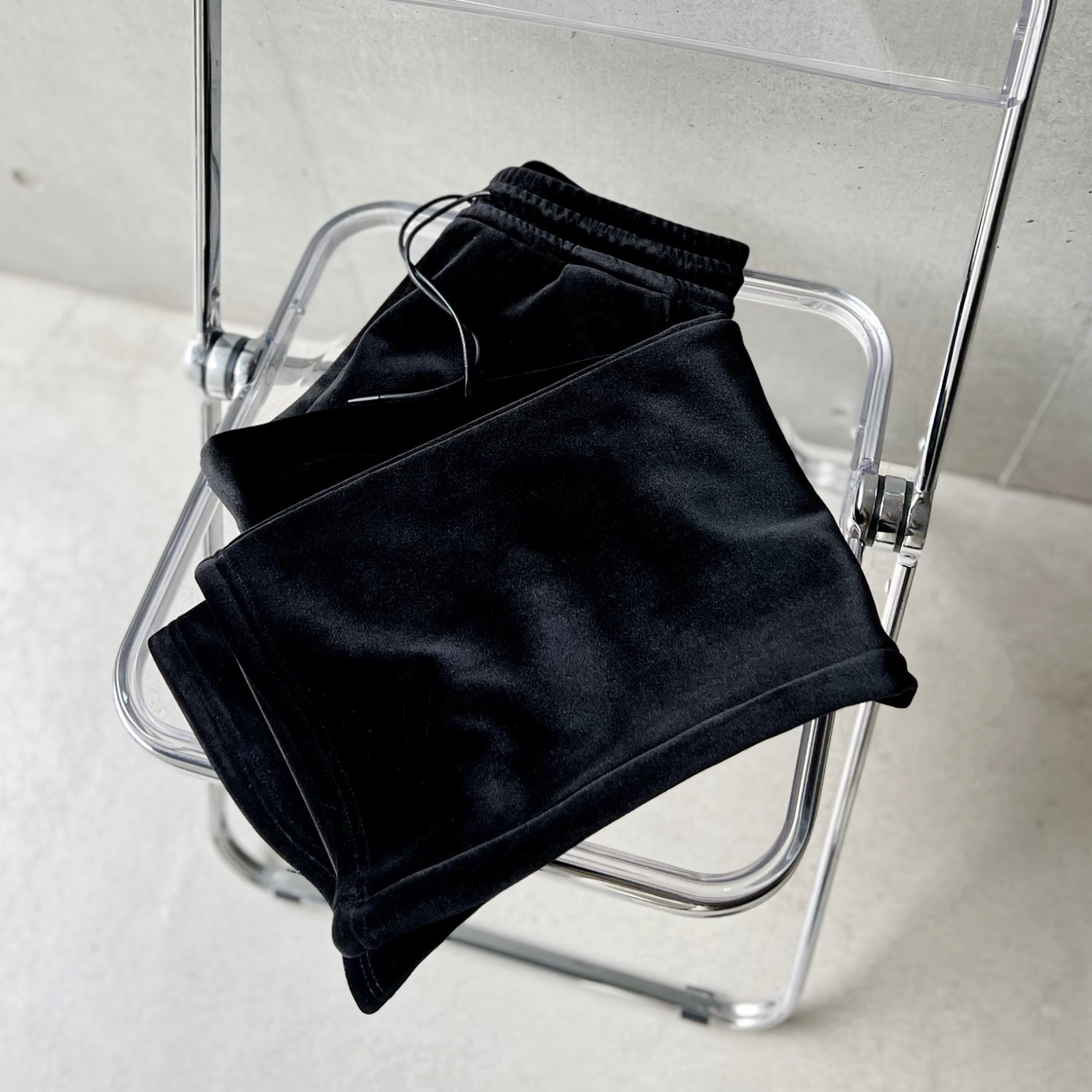 裏起毛パンツ レディース ベロアパンツ ワイドパンツ ガウチョパンツ ベロア ロングパンツ 無地 ロング丈 裏起毛 タック ゆったり 光沢感 ポケット付き お洒落 冬 秋 ボトムス ゆったり イージーパンツ リラックス カジュアル