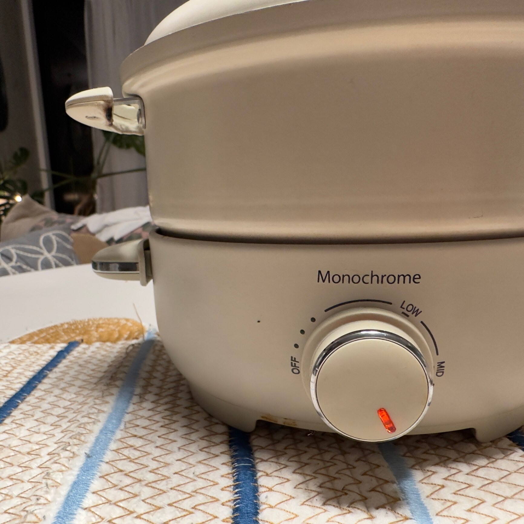 Go In Eat】モノクローム グリル鍋 ホットプレート 蒸し料理用アミ