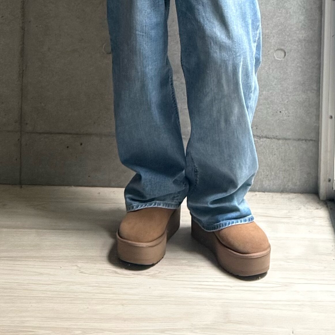 【お買い物マラソン限定クーポン配布中！！】UGG アグ 厚底 ウィメンズ クラシック ウルトラ ミニ プラットフォーム WOMENS CLASSIC ULTRA MINI PLATFORM ( スエード ボア ファー 防寒 茶 黒 グレー レディース ウィメンズ 1135092 )