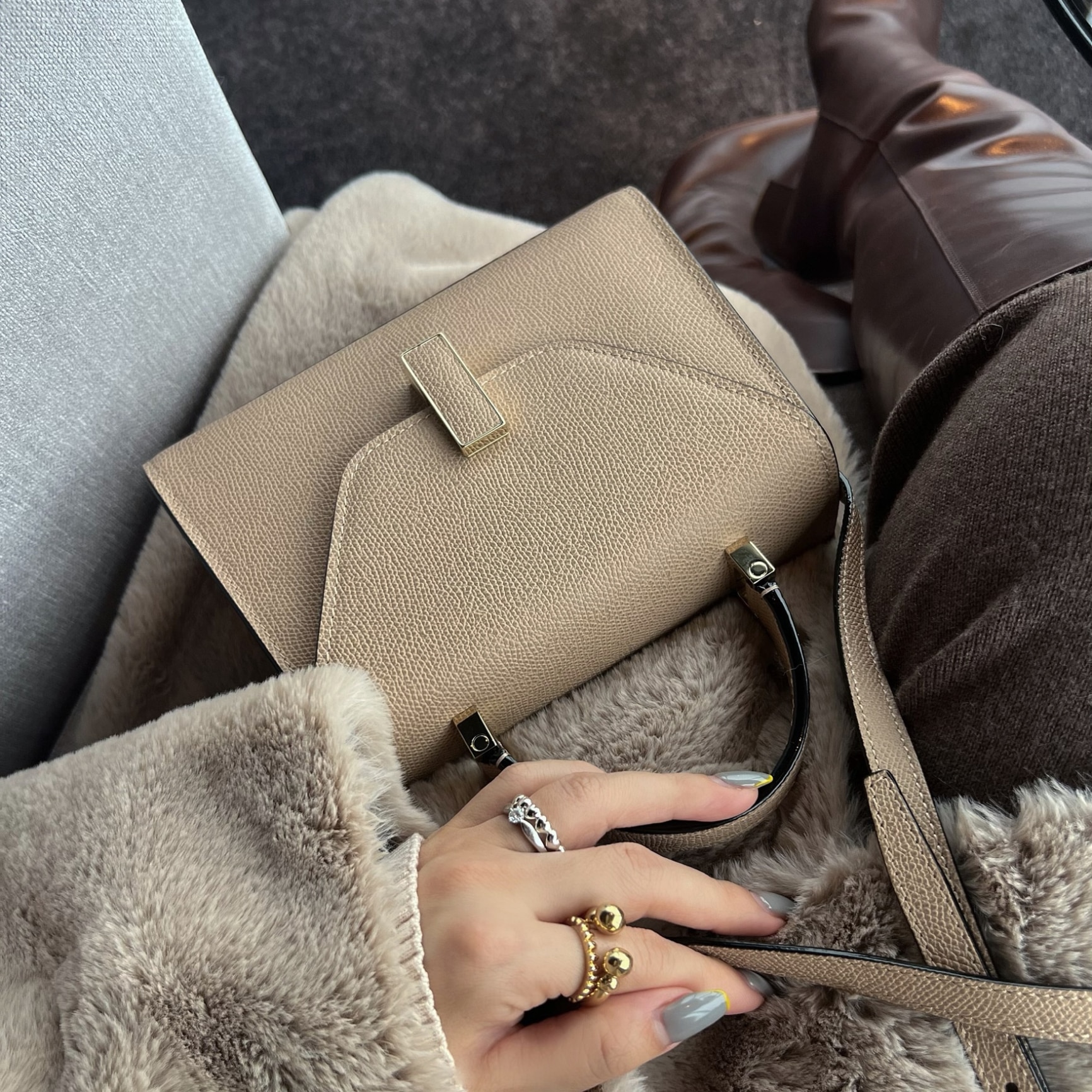 Blue Leather Micro top handle bag | Valextra Iside